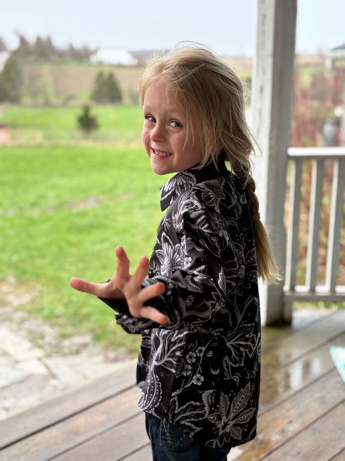Youth Black Paisley Showshirt