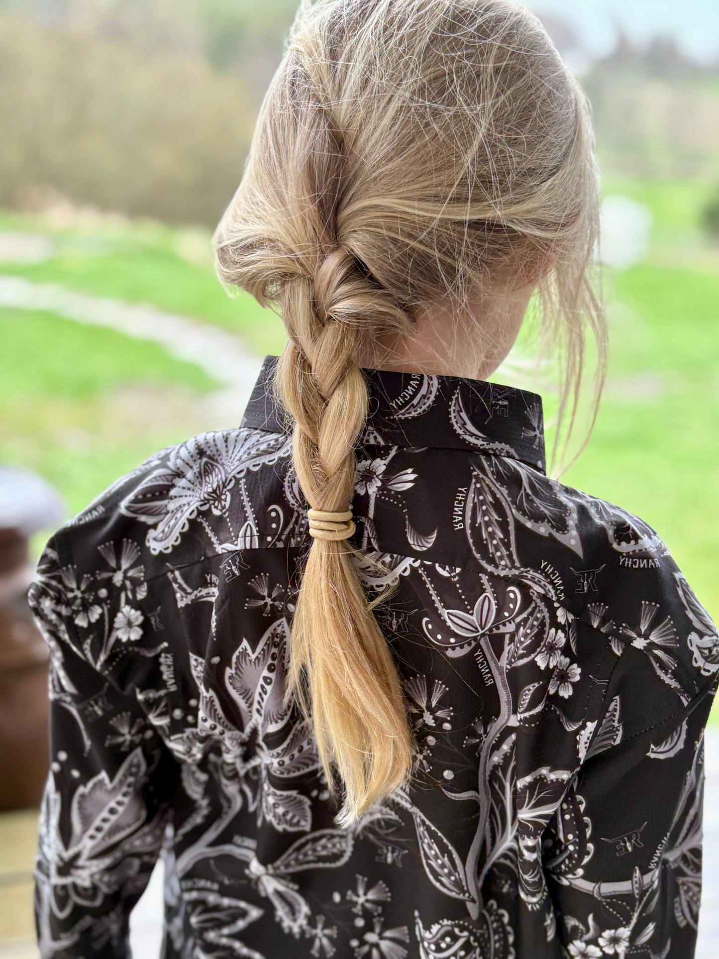 Youth Black Paisley Showshirt