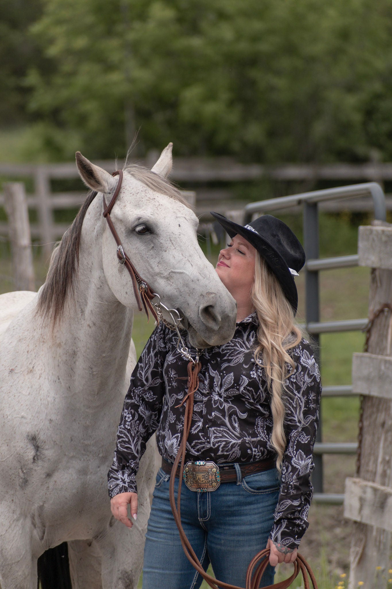 Adult Black Paisley Showshirt