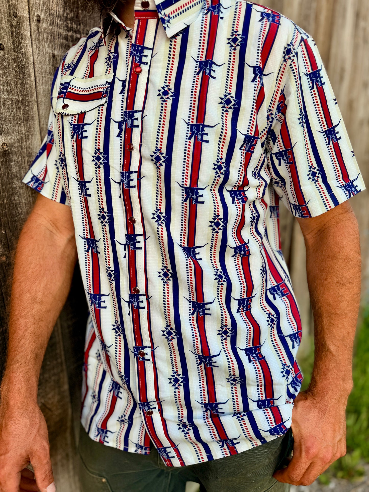 Short sleeve Cream N’ Red Striped Showshirt