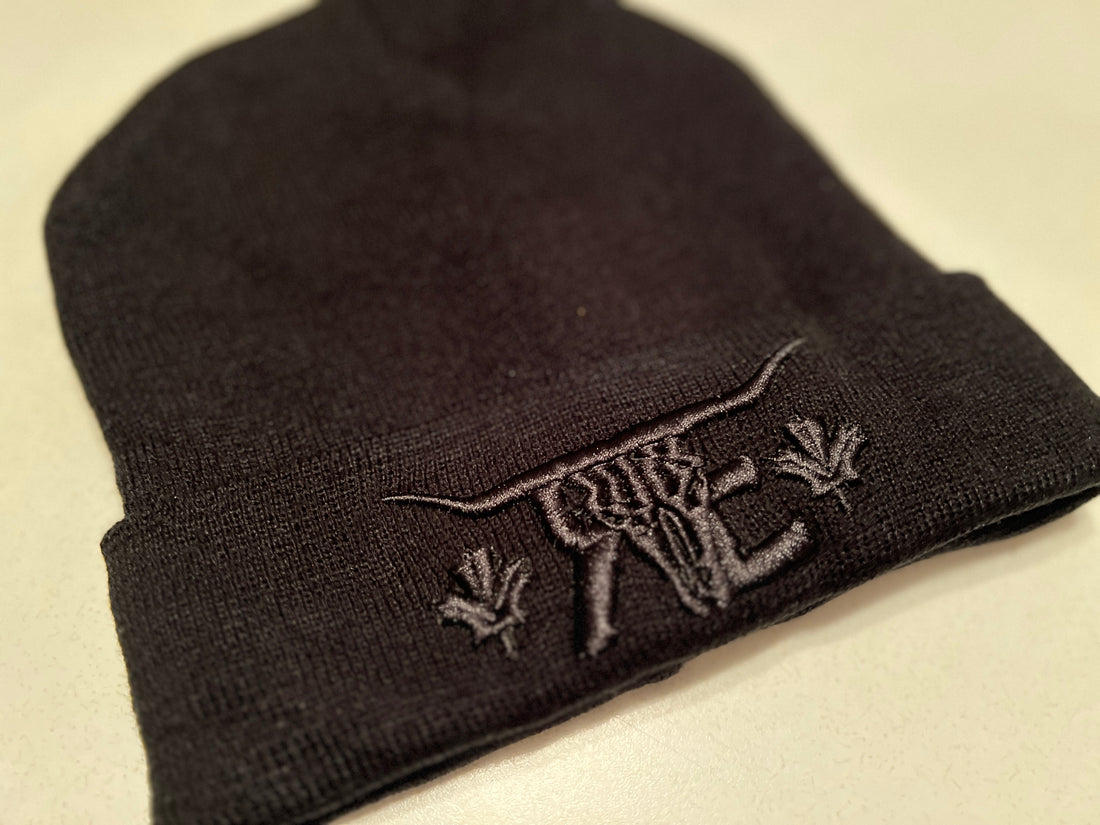 Stealthy Cannuk Toque