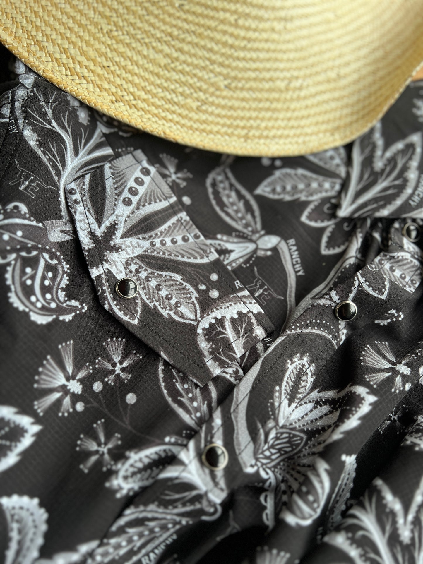 Adult Black Paisley Showshirt
